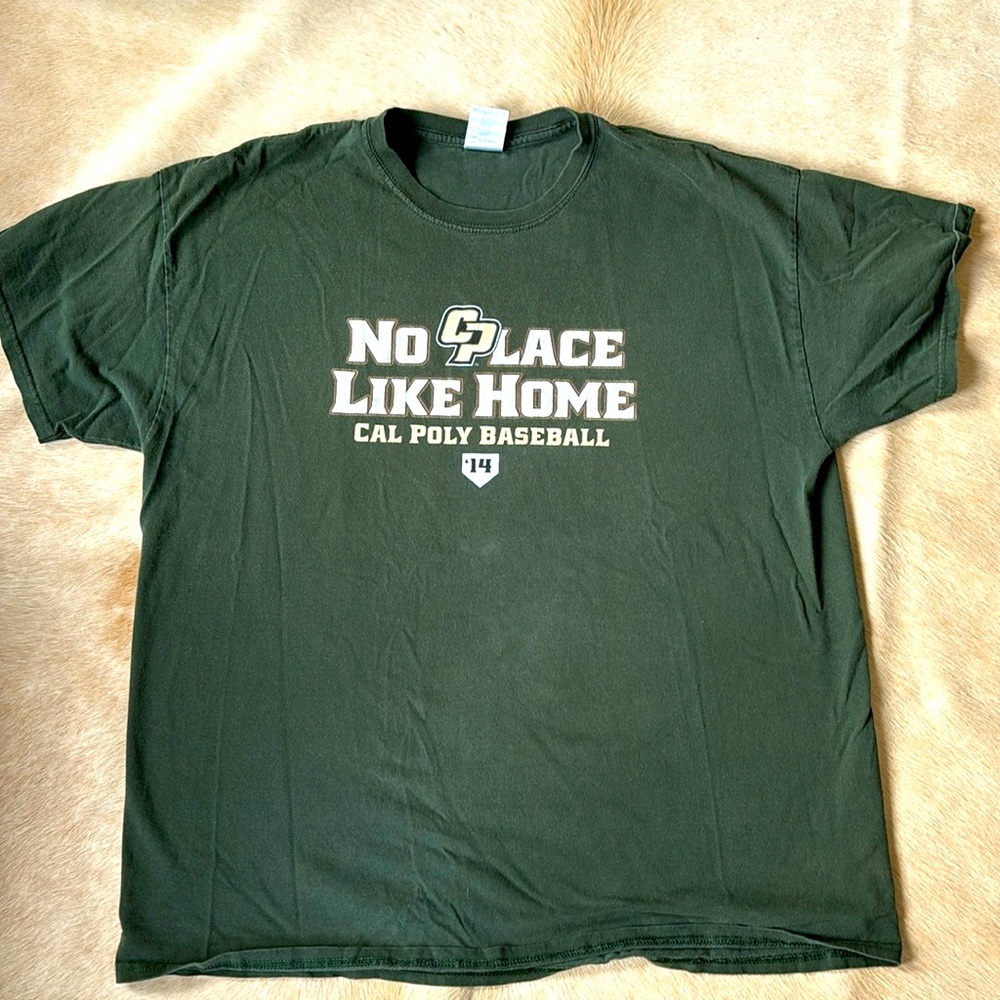 Vintage Mens CAL POLY College Baseball T-Shirt in Green